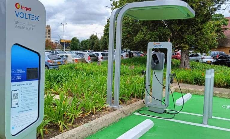 Gasolineras ecológicas: ¿Qué combustibles ofrecen, qué tipos de surtidores y qué servicios adicionales incluyen?
