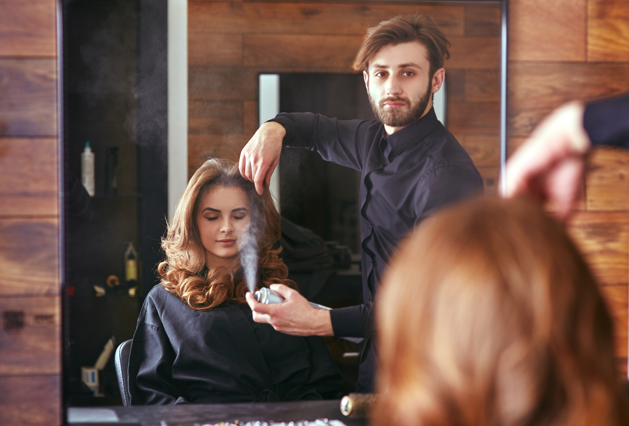 Especializaciones en la peluquería: ¿Que encontrar?