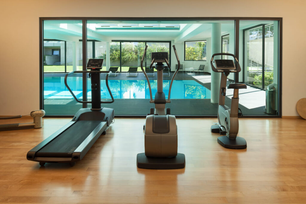 Gimnasios con servicios o amenities ofrecidos: Un plus para tu rutina de ejercicio