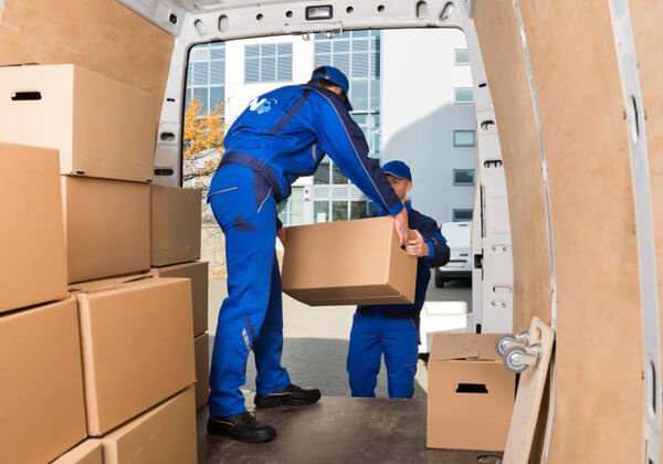 Hay empresas de mudanza abiertas los domingos o feriados